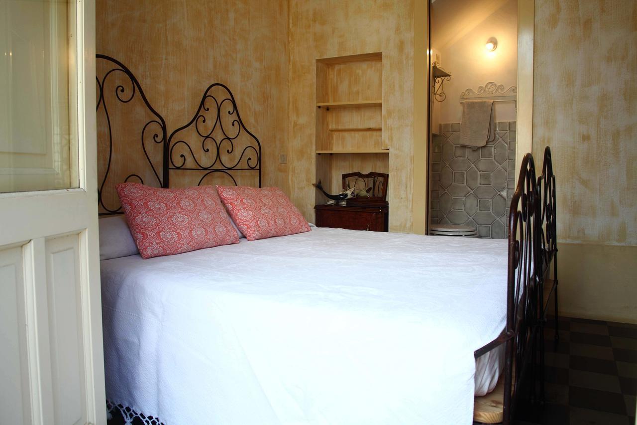 Il Fico Bed And Breakfast Santa Teresa Di Riva Exterior photo