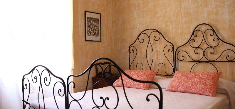 Il Fico Bed And Breakfast Santa Teresa Di Riva Exterior photo